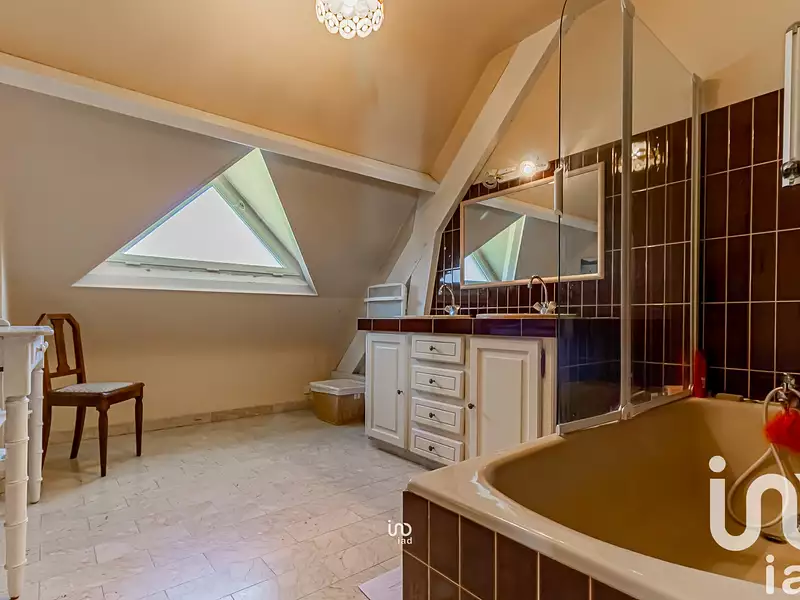 Maison, 176 m²