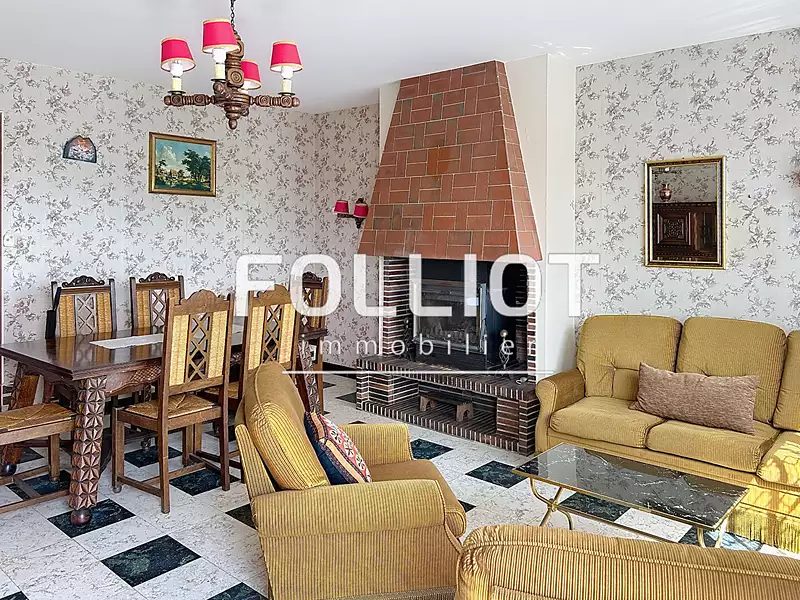 Maison, 165 m²