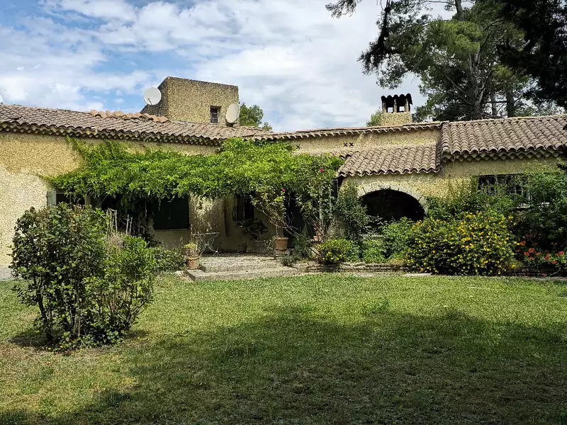 Maison, 160 m²