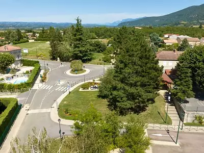 Terrain, 330 m²