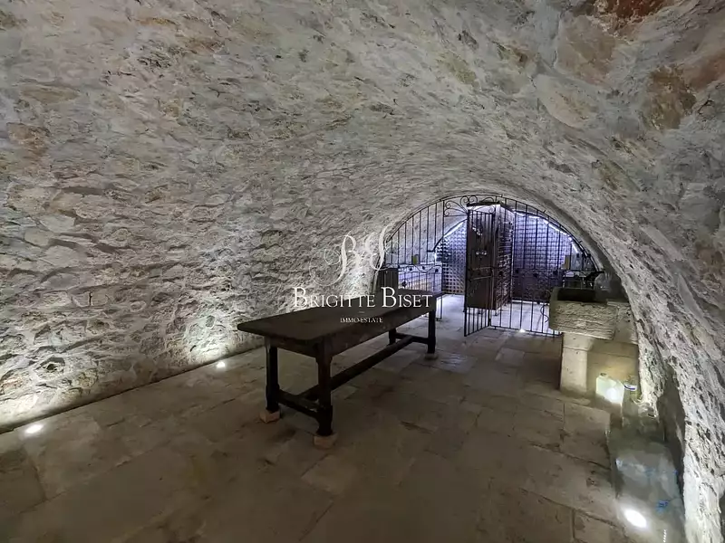 Maison, 311 m²