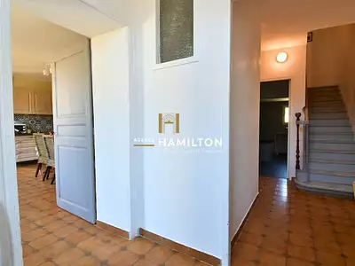 Maison, 207 m²