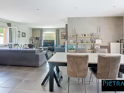 Maison, 160 m²