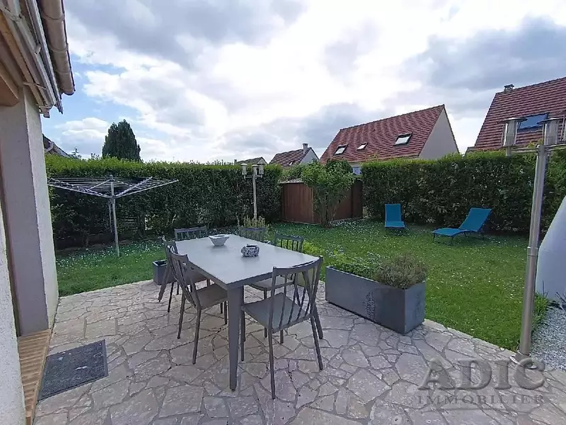 Maison, 93 m²