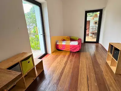 Maison, 250 m²