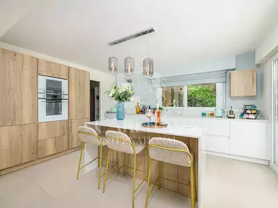 Maison, 187 m²
