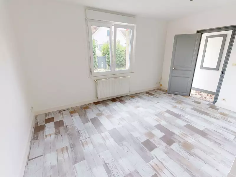 Maison, 77 m²