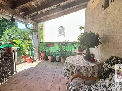 Maison, 283 m²
