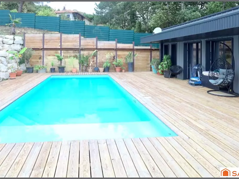 Maison, 229 m²