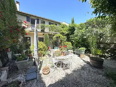 Maison, 176 m²