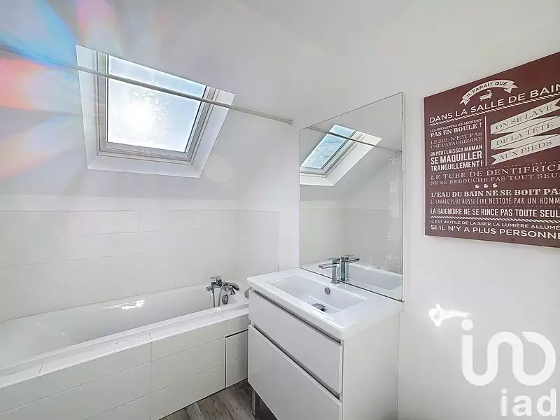 Maison, 197 m²