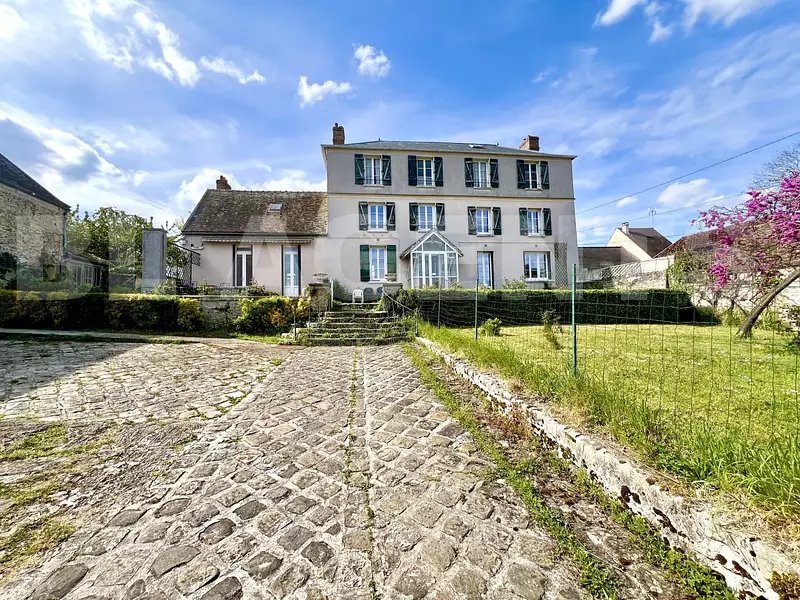 Maison, 228,4 m²