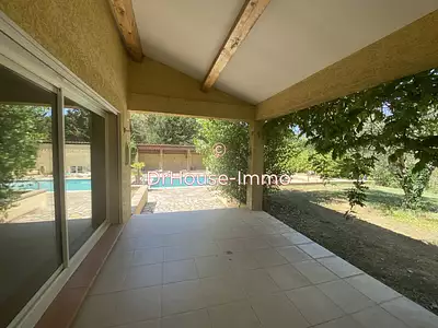 Maison, 222 m²