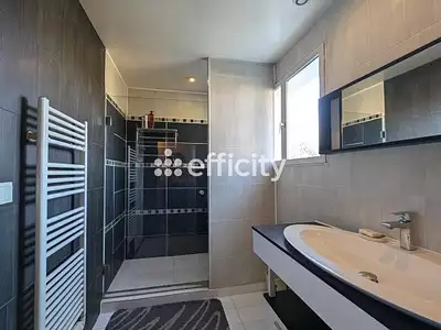 Maison, 140 m²