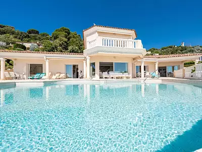Maison, 311 m²