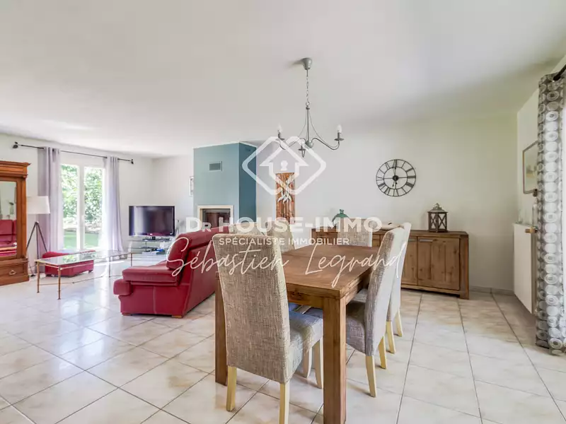 Maison, 177 m²