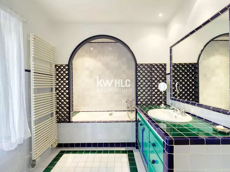 Maison, 412 m²
