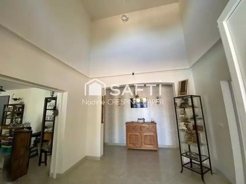 Maison, 200 m²