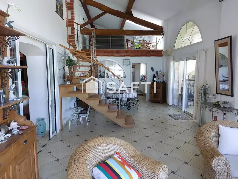 Maison, 634 m²