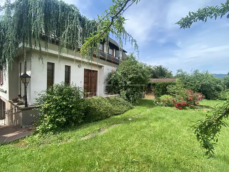 Maison, 227 m²