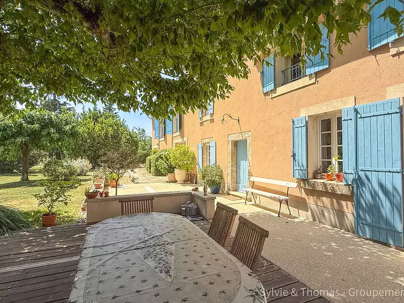 Maison, 326,6 m²