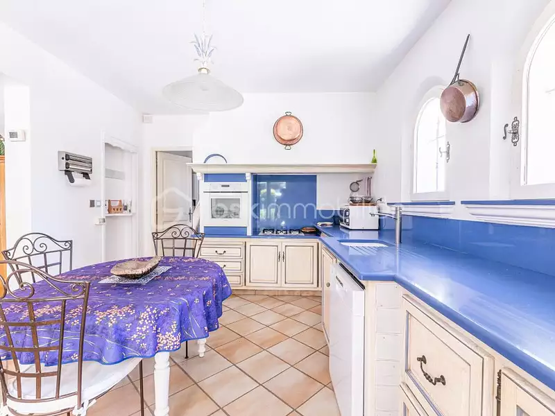 Maison, 160 m²