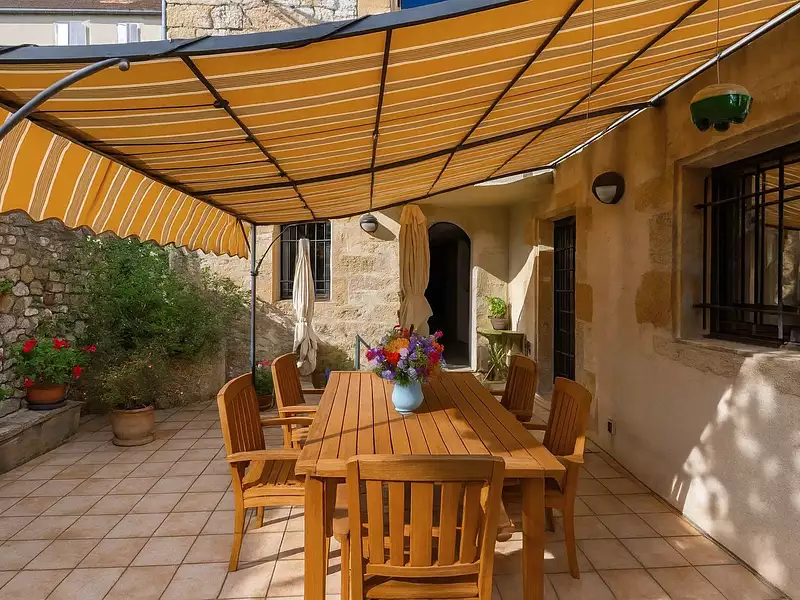 Maison, 230 m²