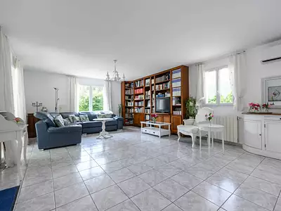 Maison, 159 m²