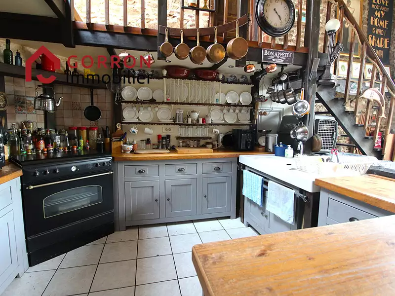 Maison, 278 m²