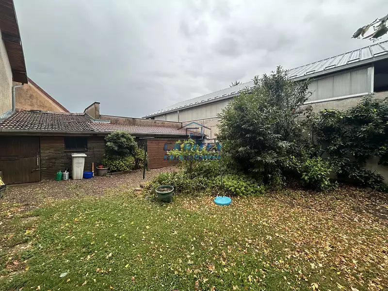 Maison, 305,89 m²