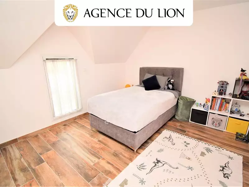 Maison, 182 m²