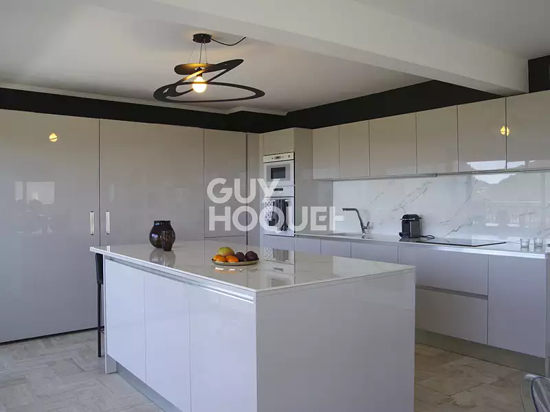 Appartement, 190 m²