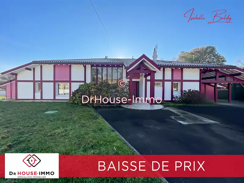 Maison, 242 m²