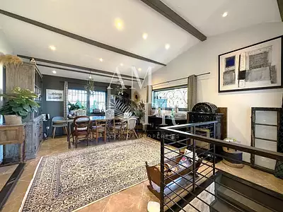 Maison, 210 m²