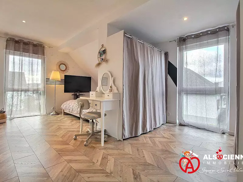 Maison, 167 m²