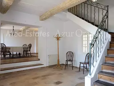 Maison, 565 m²