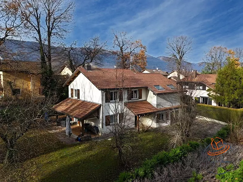 Maison, 180 m²