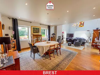 Maison, 219 m²