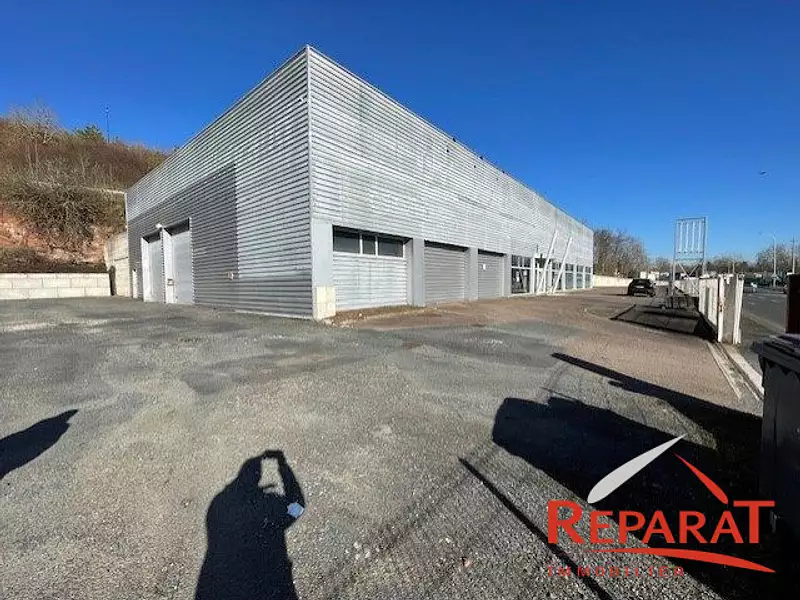 Divers, 900 m²