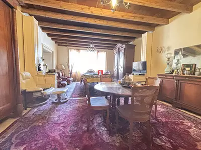 Maison, 240 m²