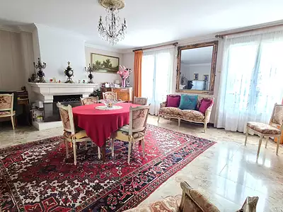 Maison, 141 m²