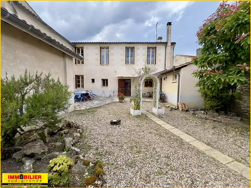 Maison, 170 m²