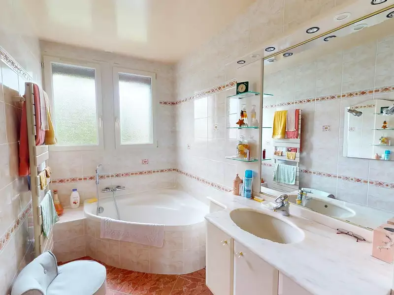 Maison, 130 m²