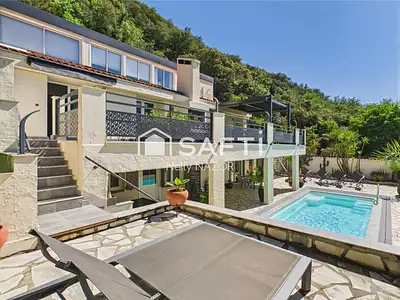 Maison, 282 m²
