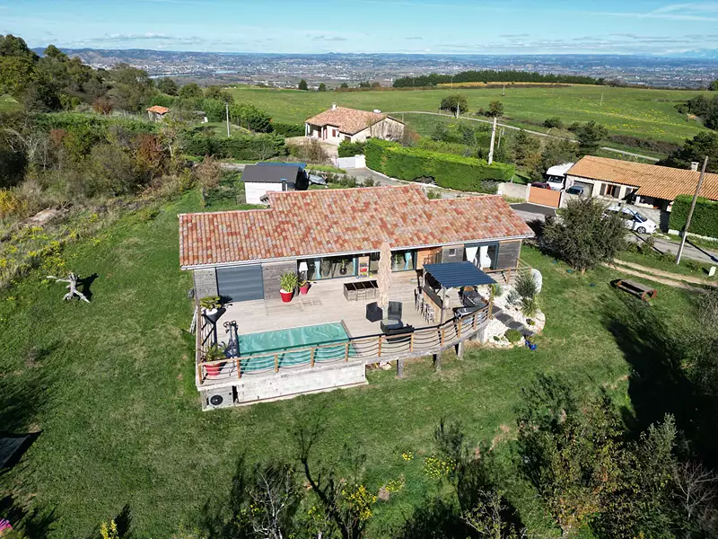 Maison, 163 m²