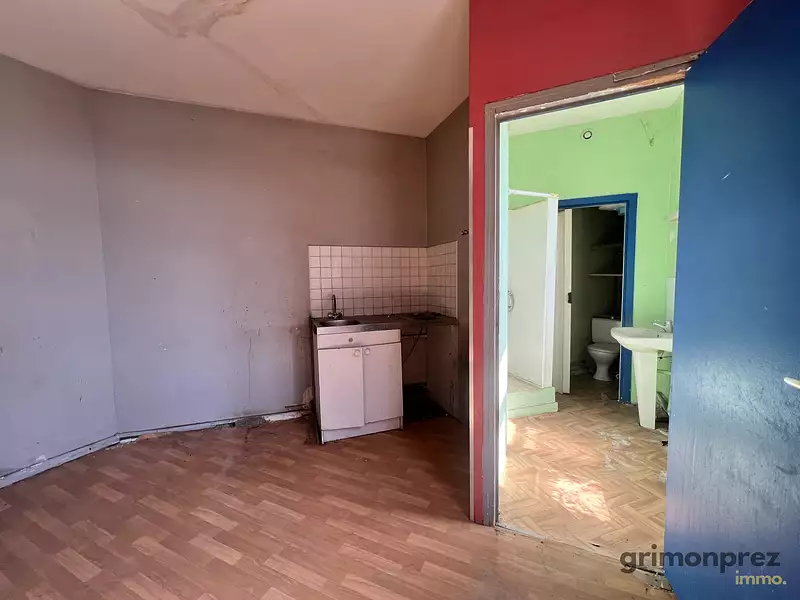 Immeuble, 90 m²