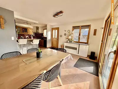 Maison, 163 m²