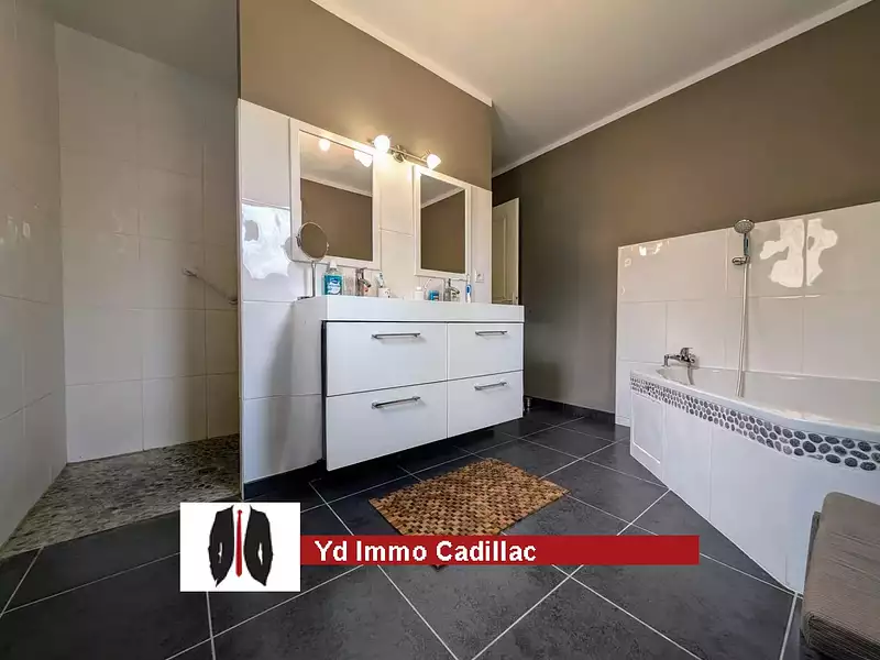 Maison, 120 m²