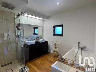 Maison, 167 m²