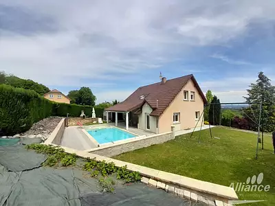 Maison, 155 m²